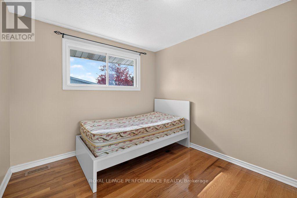 2258 Russell Road
