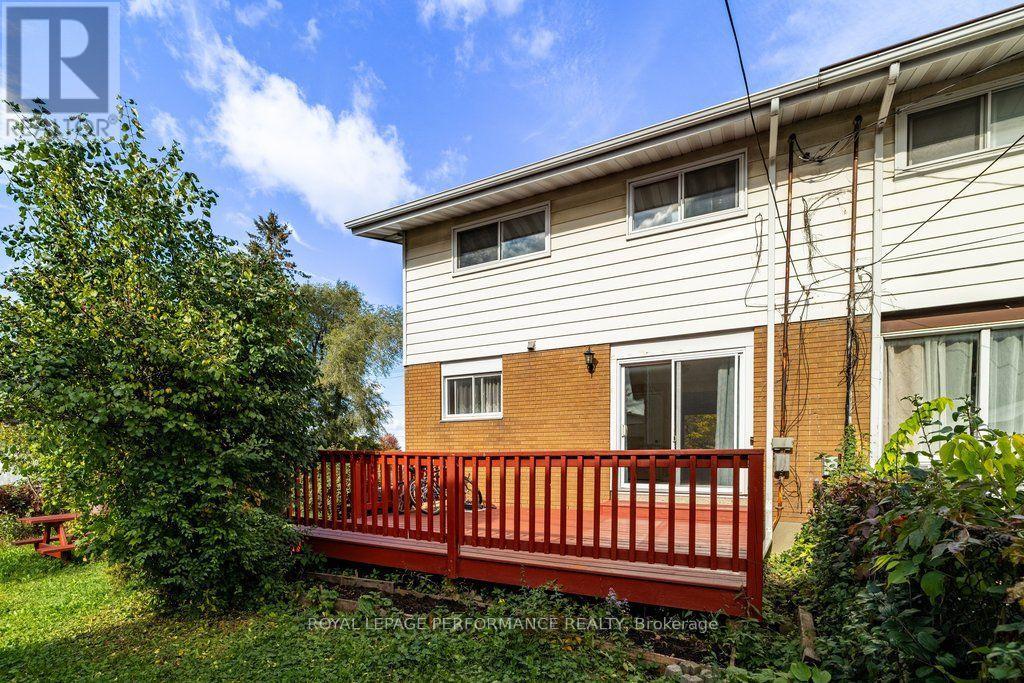 2258 Russell Road