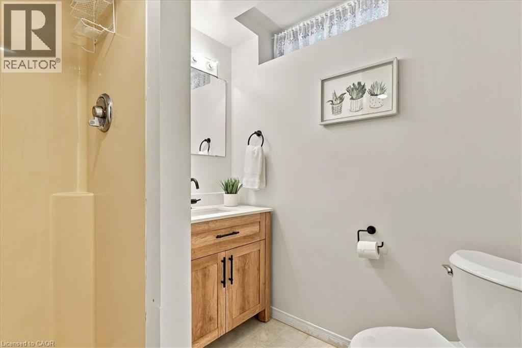 381 UNION Boulevard - Image 26