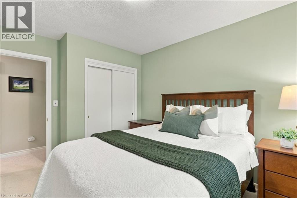 381 UNION Boulevard - 17