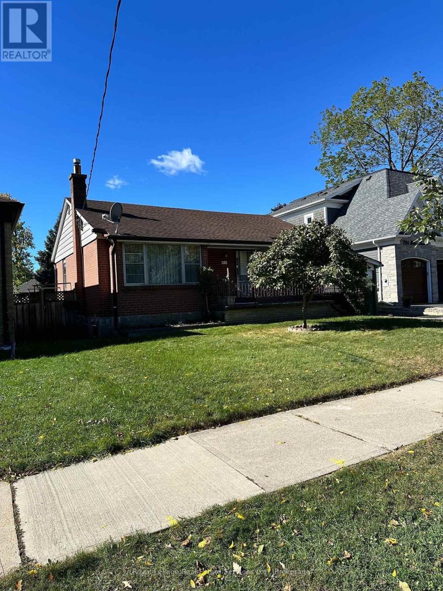 Photo of 294 FELAN AVENUE