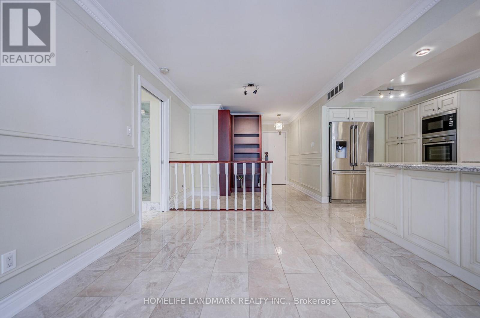 #301 96 FIFESHIRE ROAD - 21