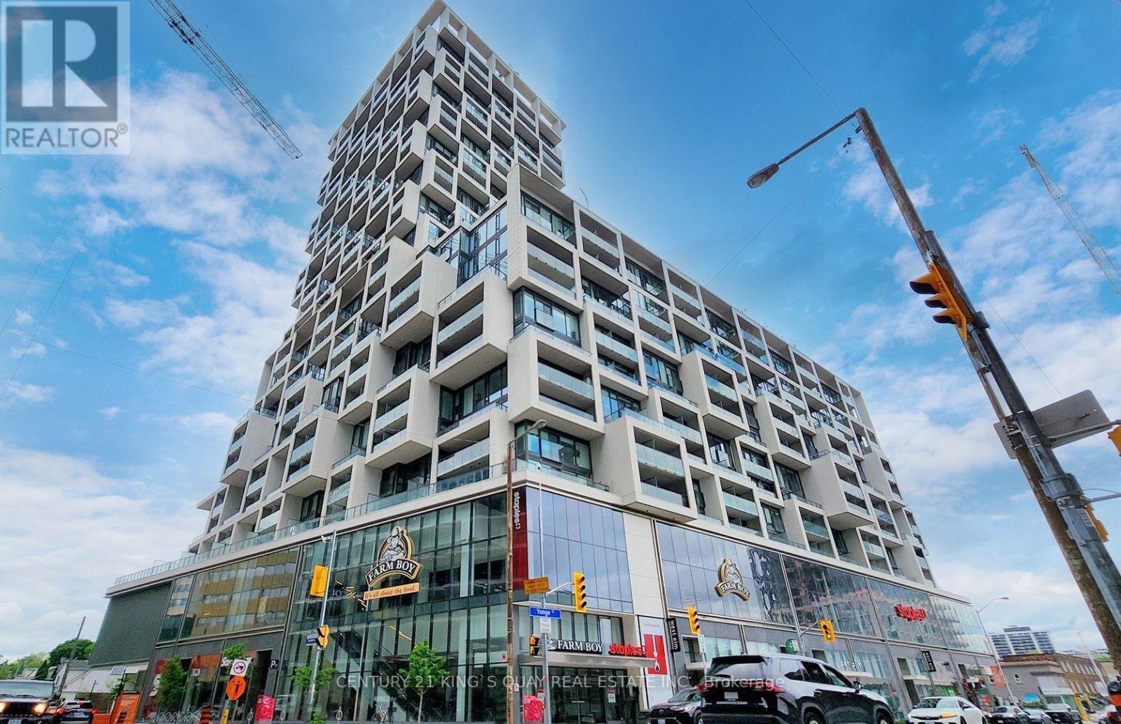 1045 - 5 SOUDAN AVENUE