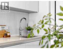 2211 - 25 Frederick Todd Way, Toronto, ON M4G4E8 Photo 9