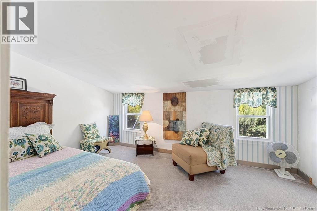 3 Pleasant Street - 33