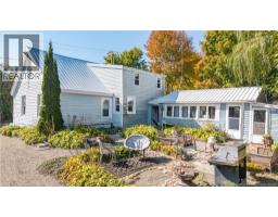 3 Pleasant Street, photo 2