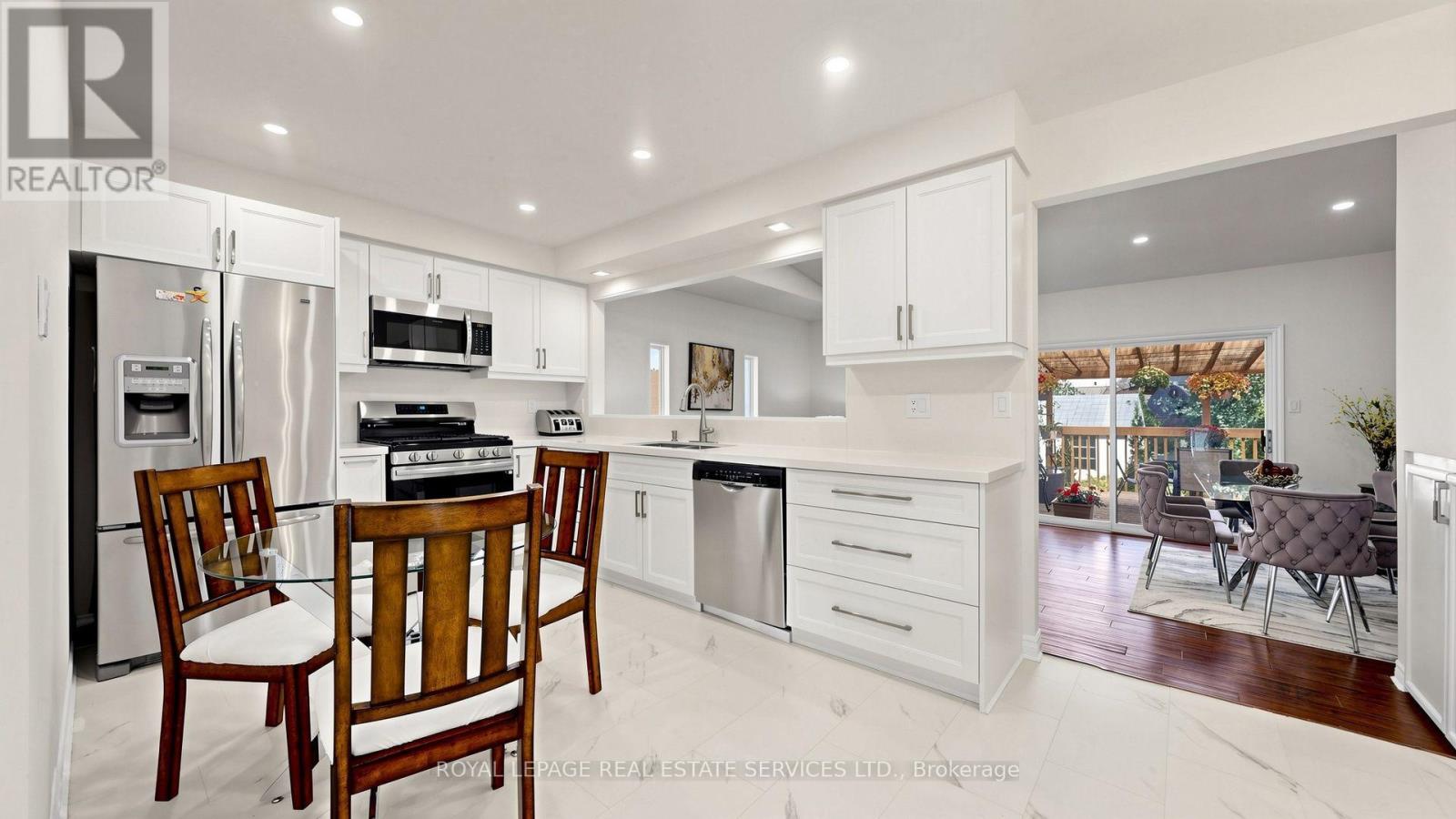 816 Beatrice Street East, Oshawa, ON photo 8