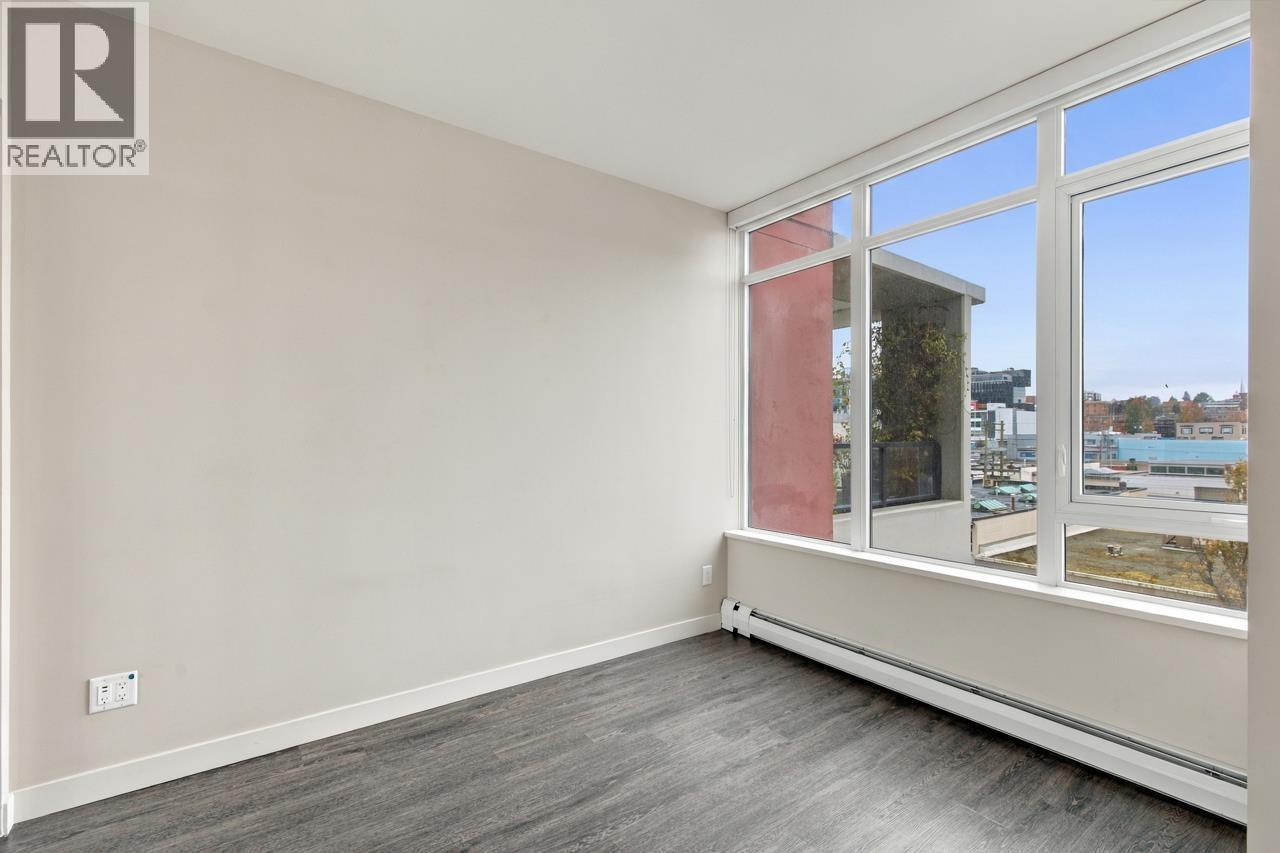 Photo of 402 1788 ONTARIO STREET 18