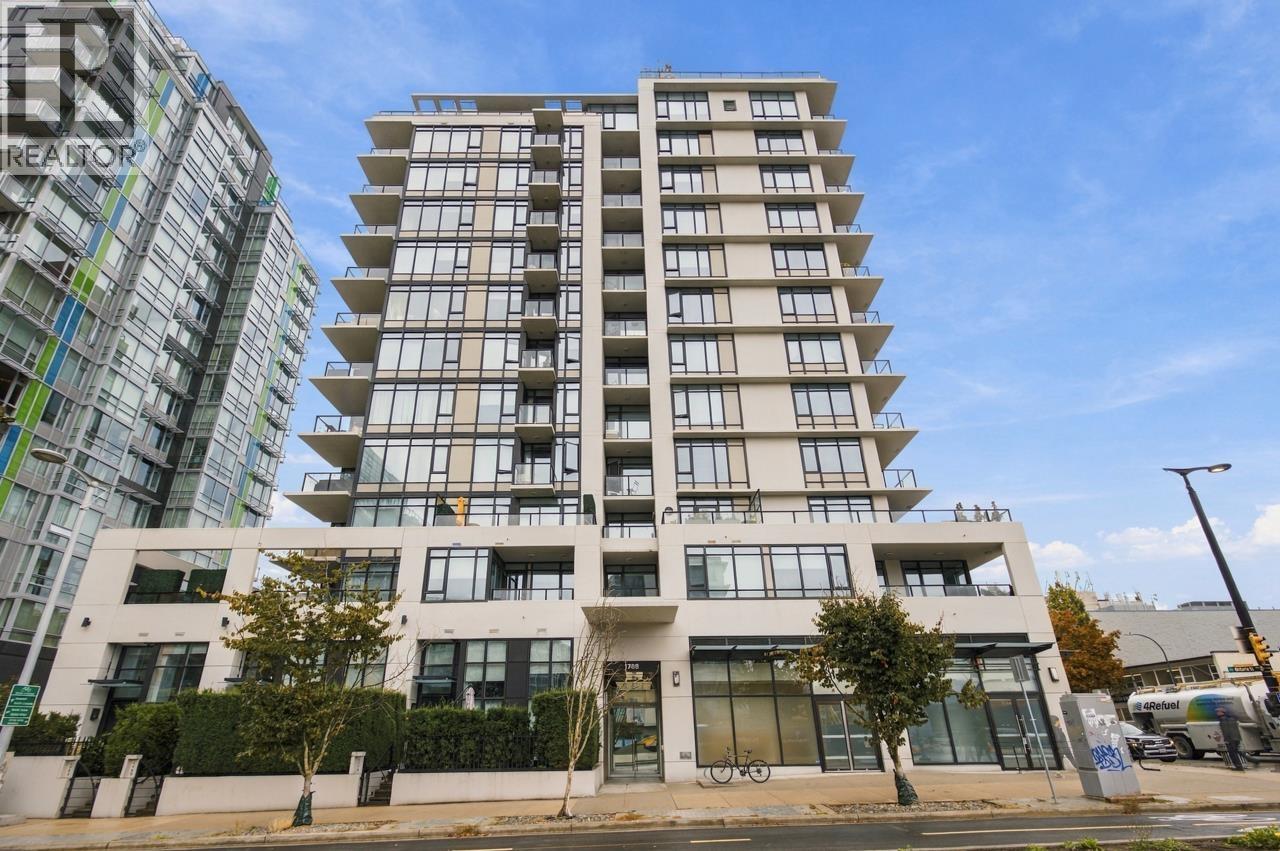 Photo of 402 1788 ONTARIO STREET 34