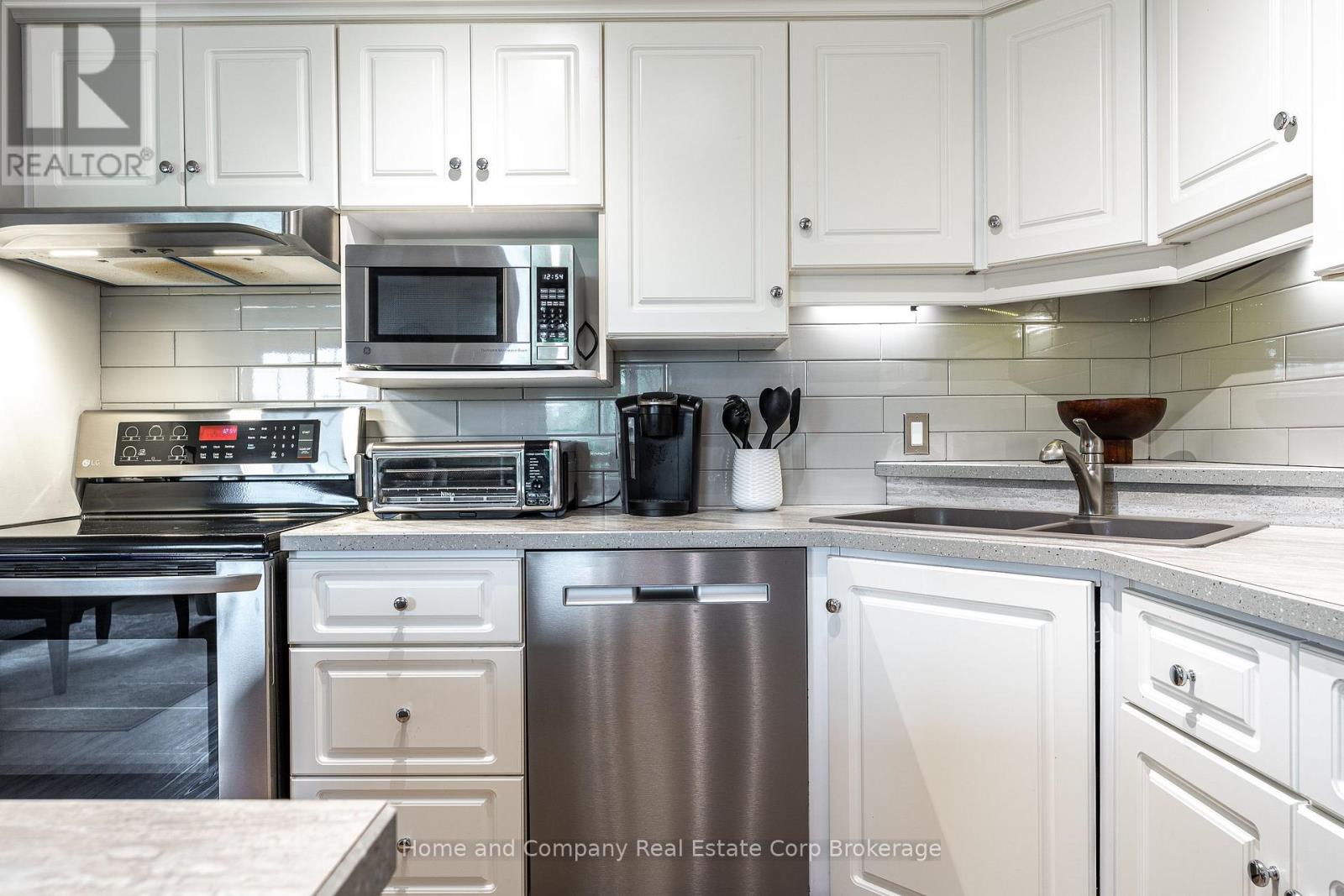 160 ATHLONE CRESCENT - Image 12