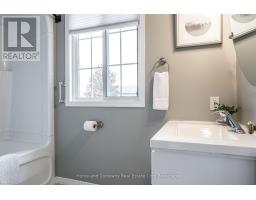 160 Athlone Crescent, Stratford, ON N4Z1H9 Photo 29