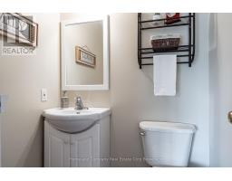 160 Athlone Crescent, Stratford, ON N4Z1H9 Photo 38