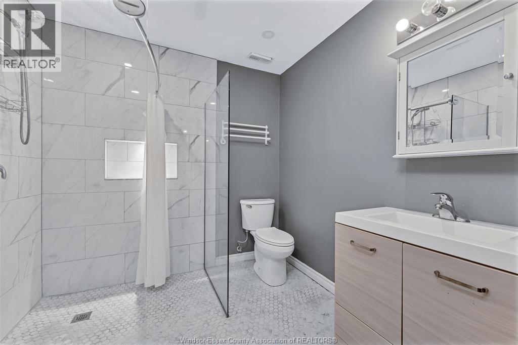 1397 Crosswinds DRIVE - 32
