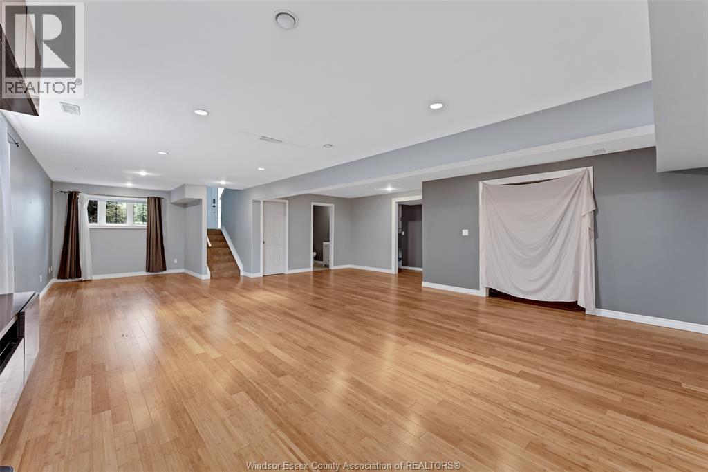 1397 Crosswinds DRIVE - 27