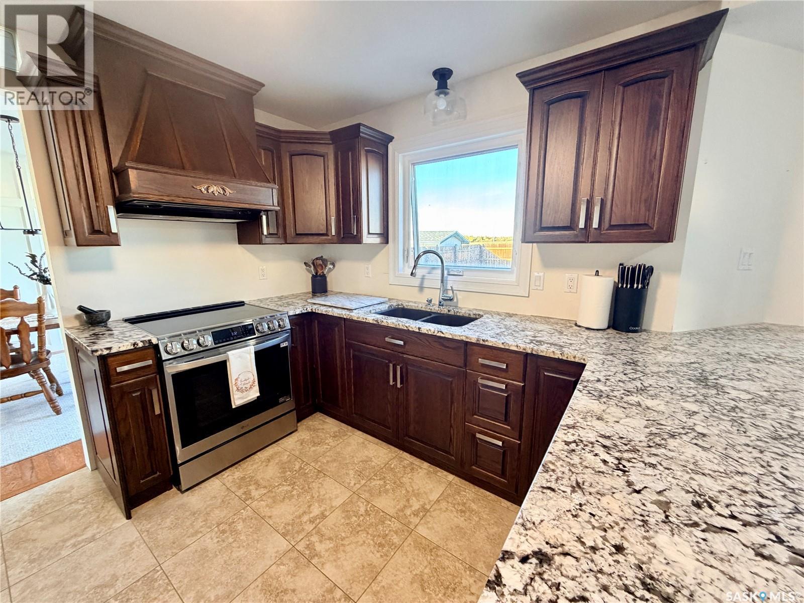 2523 Cardinal CRESCENT, North Battleford — photo 17