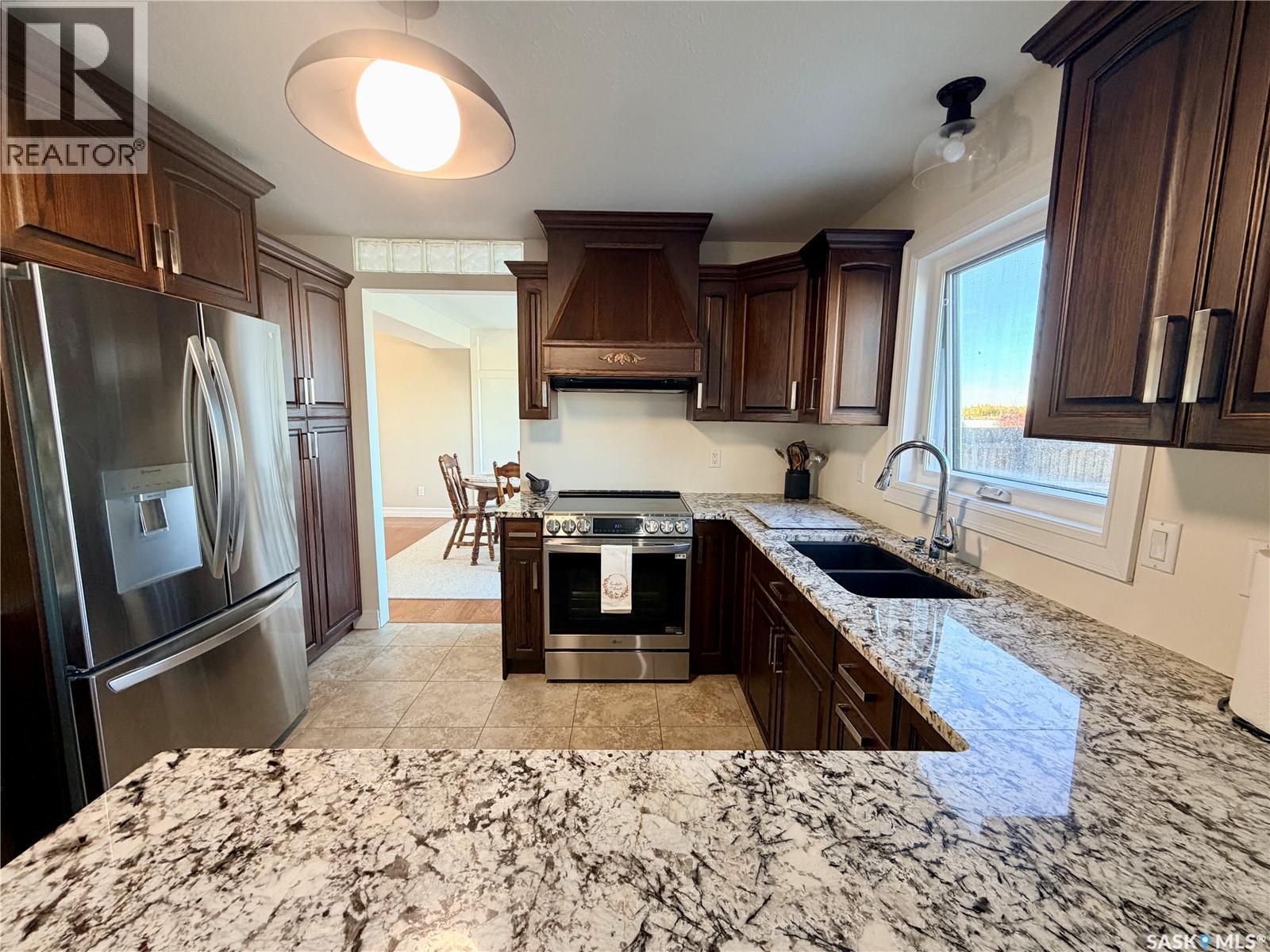 2523 Cardinal CRESCENT - 21