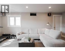 103 Falcon Green, Fort Mcmurray, AB T9K0R7 Photo 17