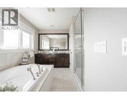 103 Falcon Green, Fort Mcmurray, AB T9K0R7 Photo 29