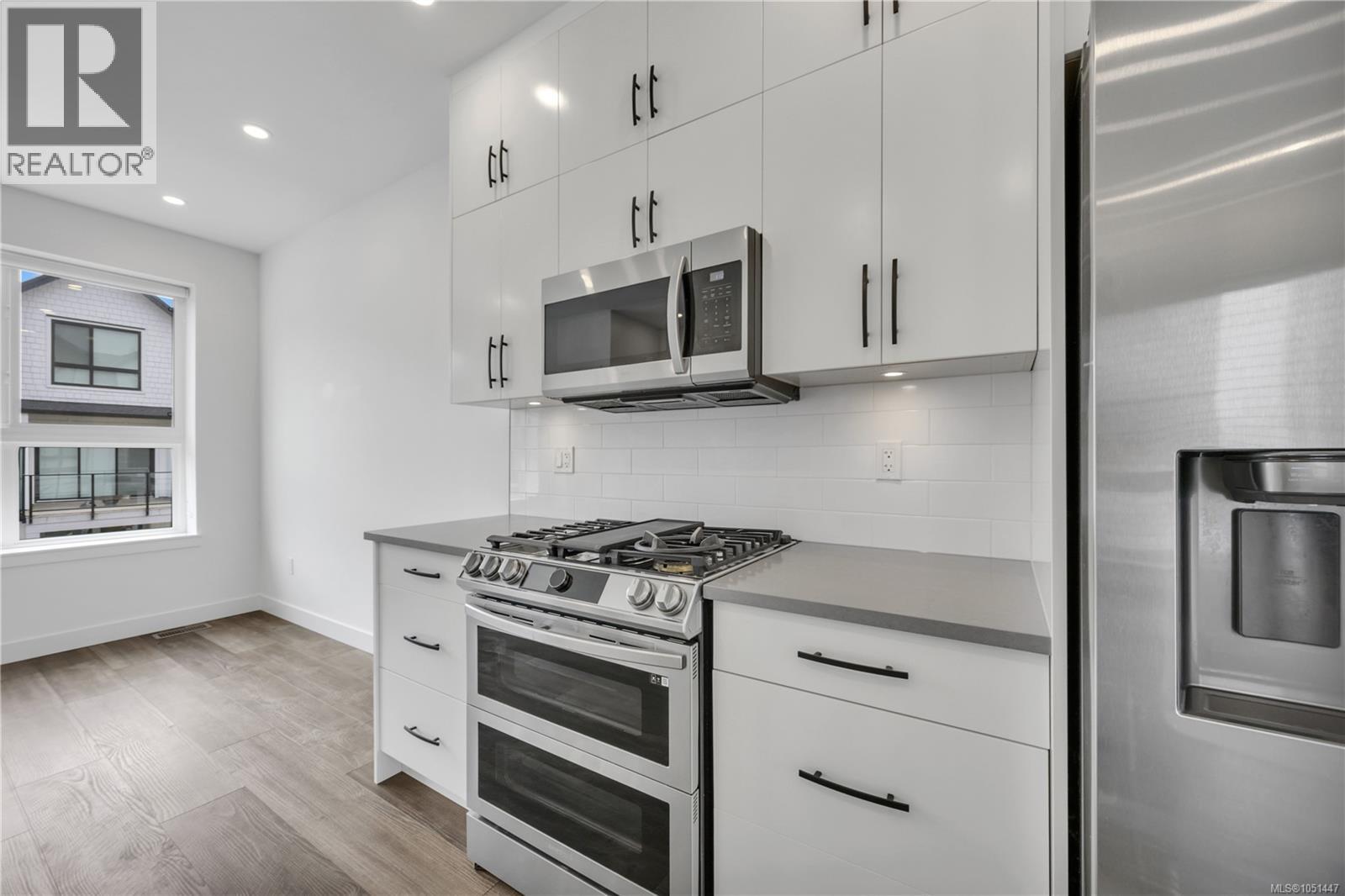 1036 Boxcar Close - Image 32