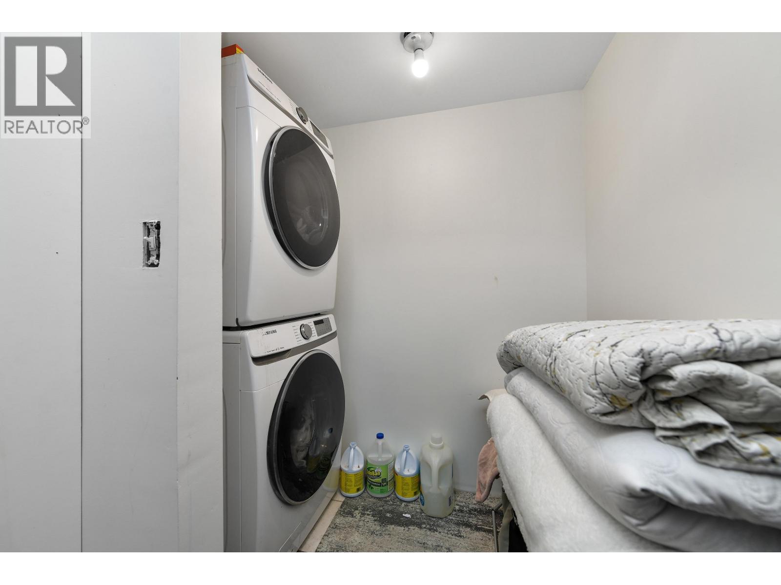 505 BAYVIEW DRIVE, Mayne Island