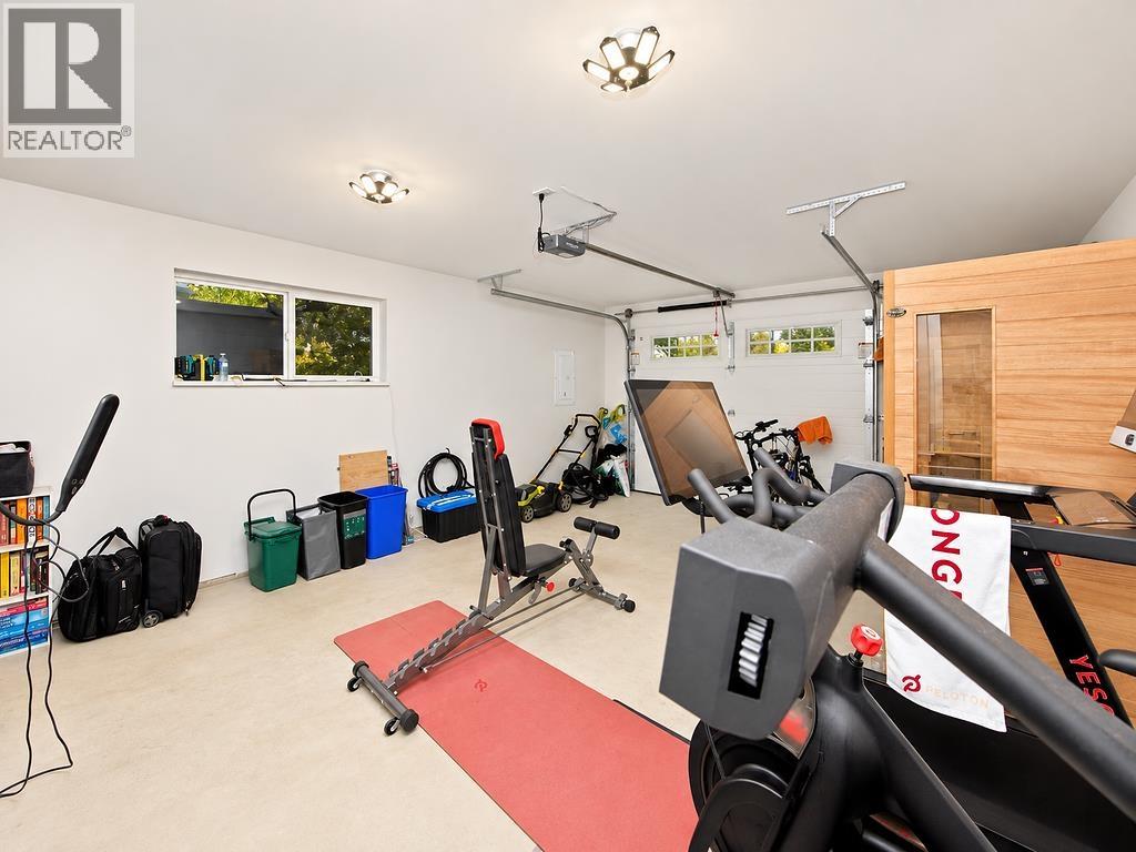 1070 CELIA CRESCENT, Gibsons