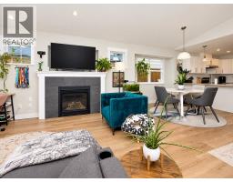 1070 Celia Crescent, Gibsons, BC V0N1V7 Photo 9