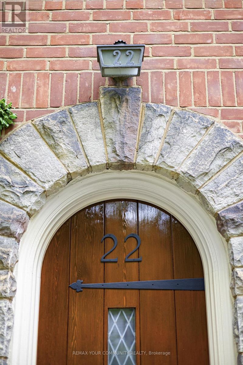 22 Belvedere Boulevard — photo 44