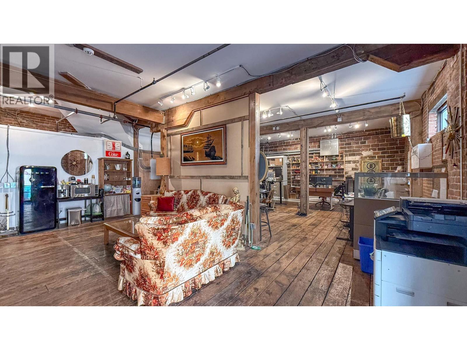 B 1264 Ellis Street, Kelowna