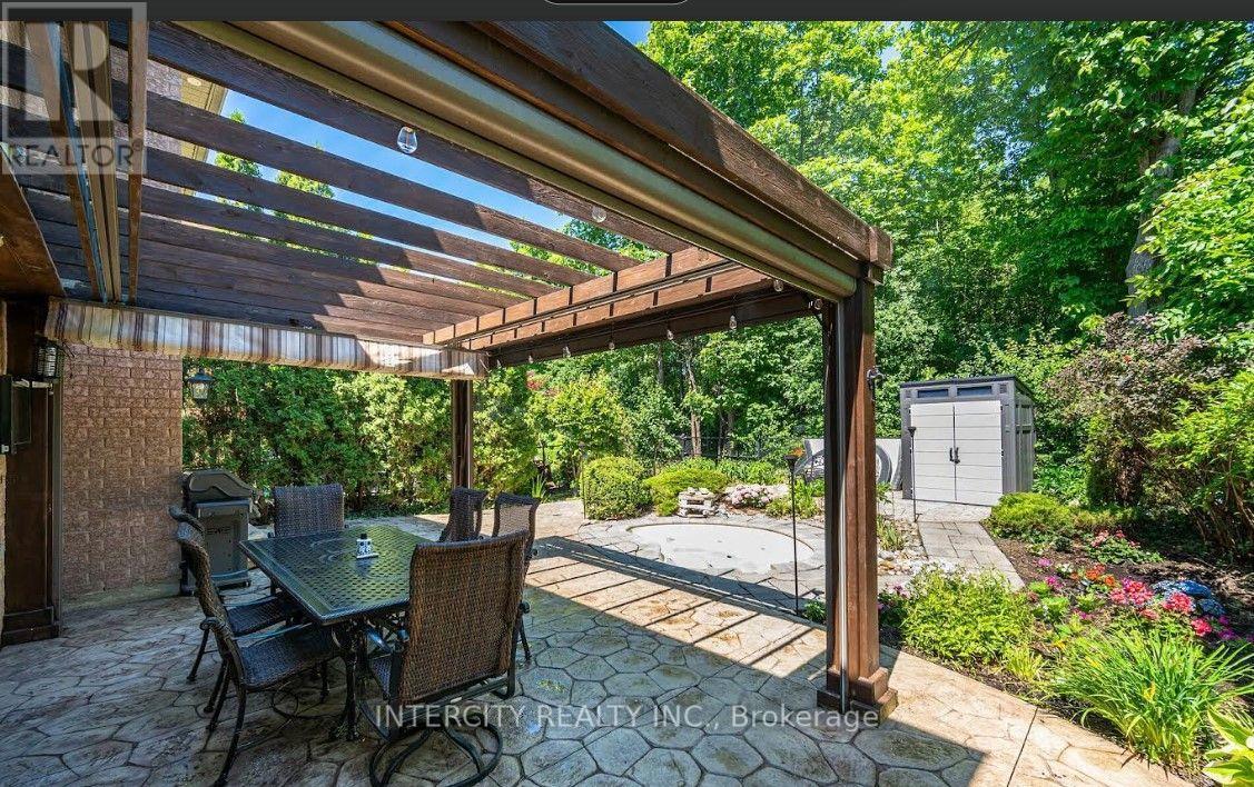 724 PETER ROBERTSON BOULEVARD - 16