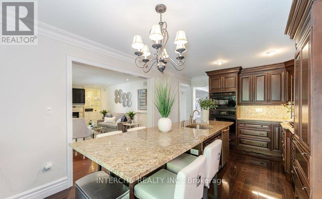 724 Peter Robertson Boulevard, Brampton, ON photo 8