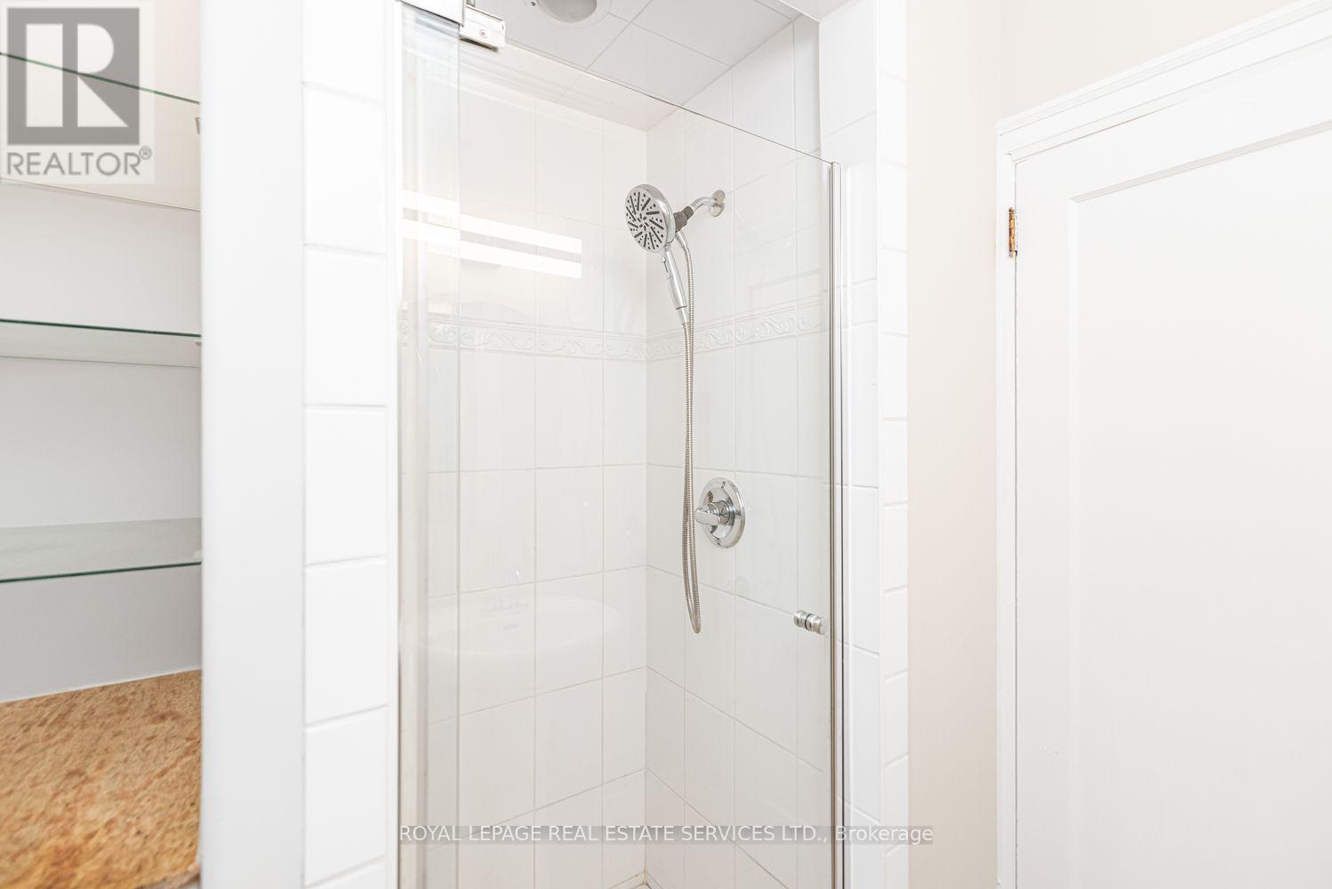 187 West 2nd Street, Hamilton, ON photo 9