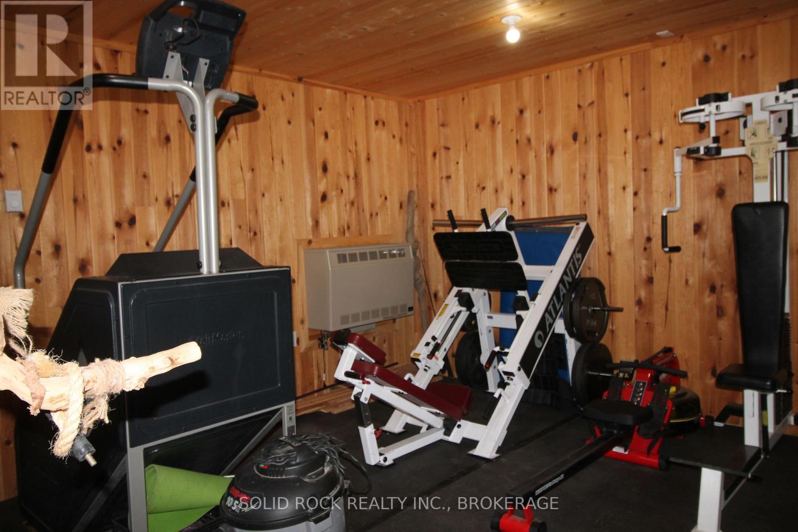1127 PERRY LANE - 38