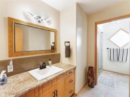 72054 43 Road E, Beausejour, MB R0E0C0 Photo 31