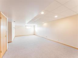 72054 43 Road E, Beausejour, MB R0E0C0 Photo 35