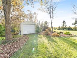 72054 43 Road E, Beausejour, MB R0E0C0 Photo 46