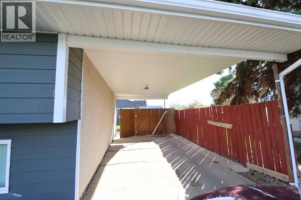 5905 57 Street - 2