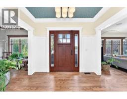 95 Lissington Drive SW - photo 2