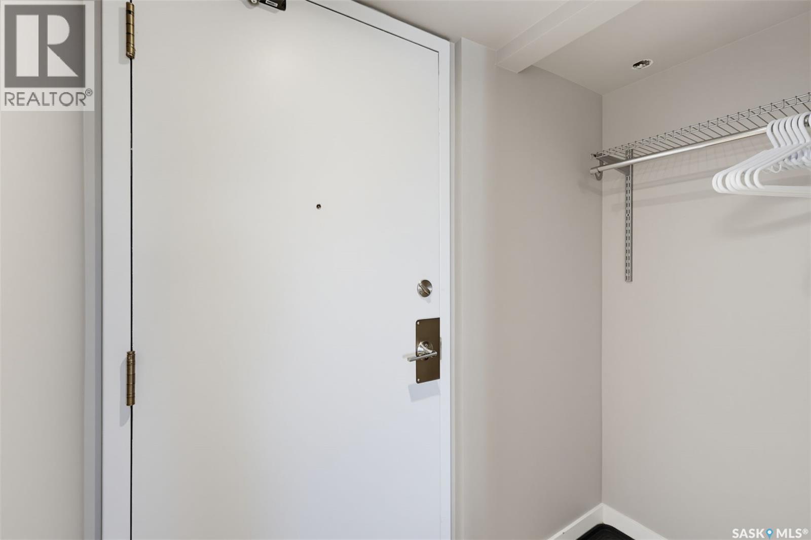 #801 311 6th AVENUE N - Image 10