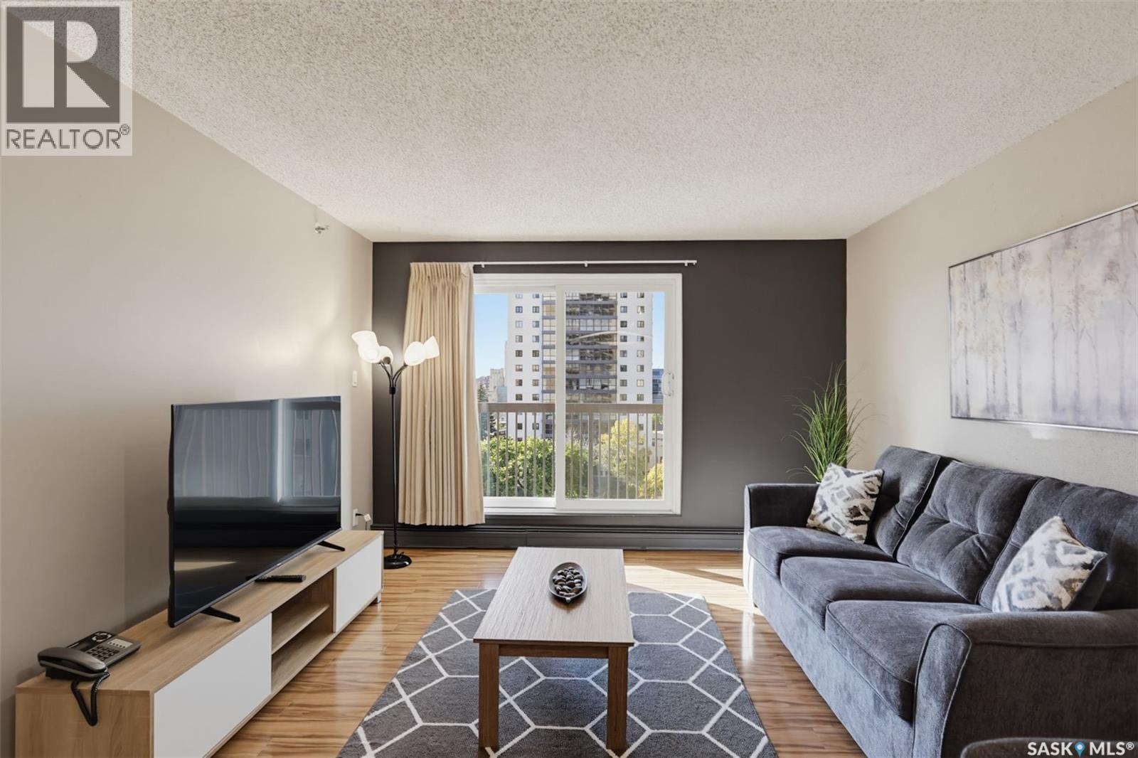 #801 311 6th AVENUE N - Image 18