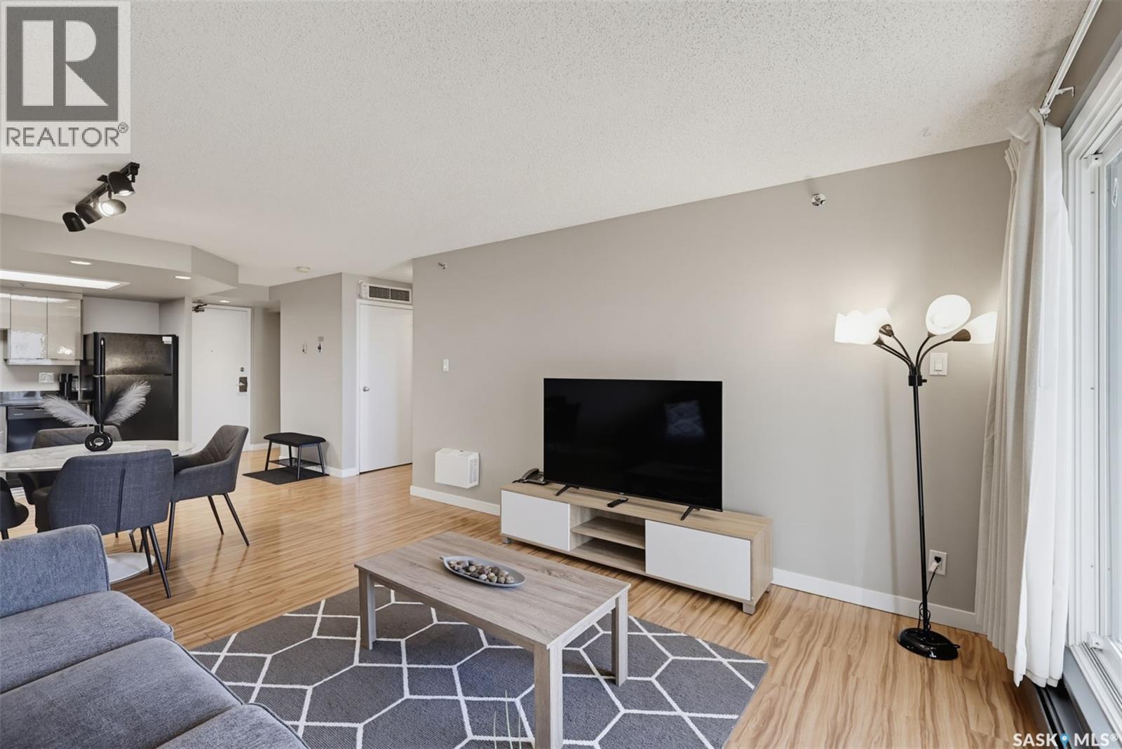 #801 311 6th AVENUE N - 24