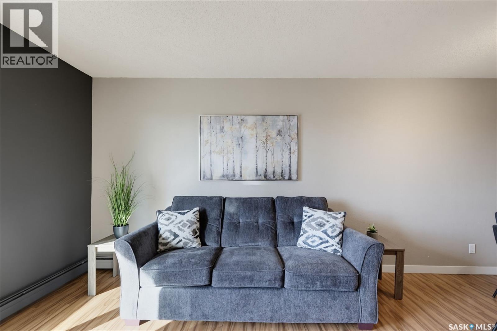 #801 311 6th AVENUE N - Image 26