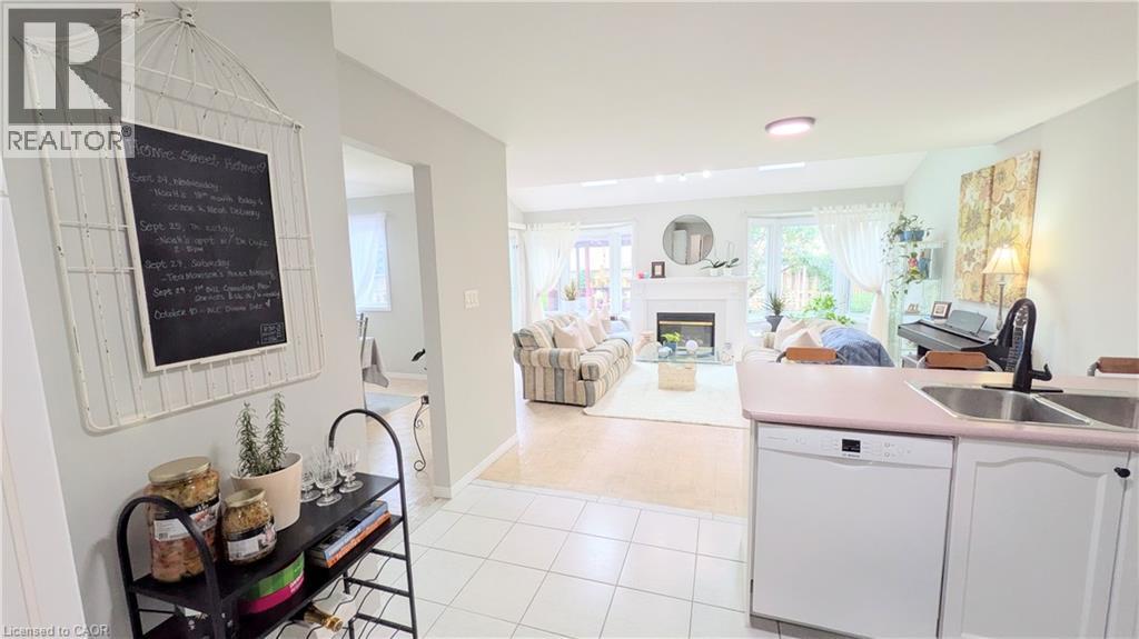 68 BENJAMIN Drive - Image 16