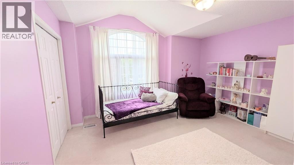 68 BENJAMIN Drive - Image 29