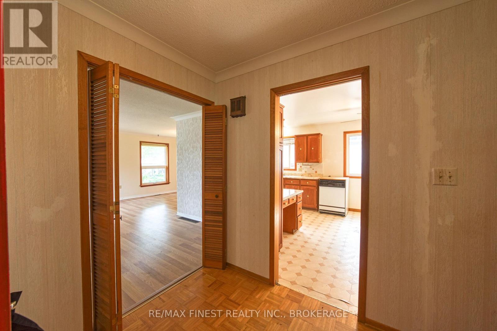788 KIMBERLEY STREET - 2