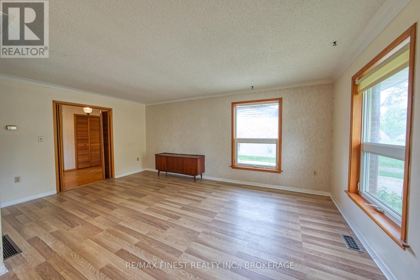788 KIMBERLEY STREET - 4