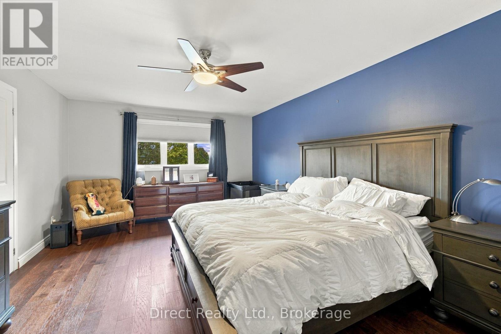 26 WALMSLEY PLACE - 24