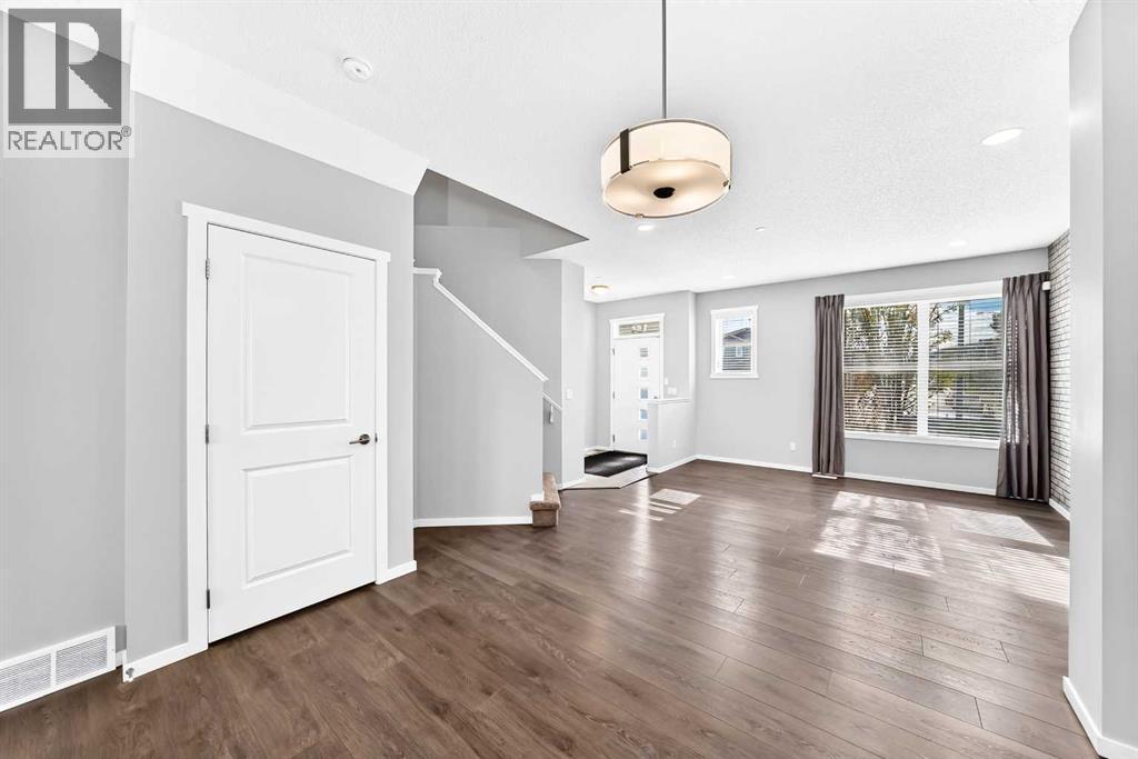 154 Livingston Avenue NE - 6