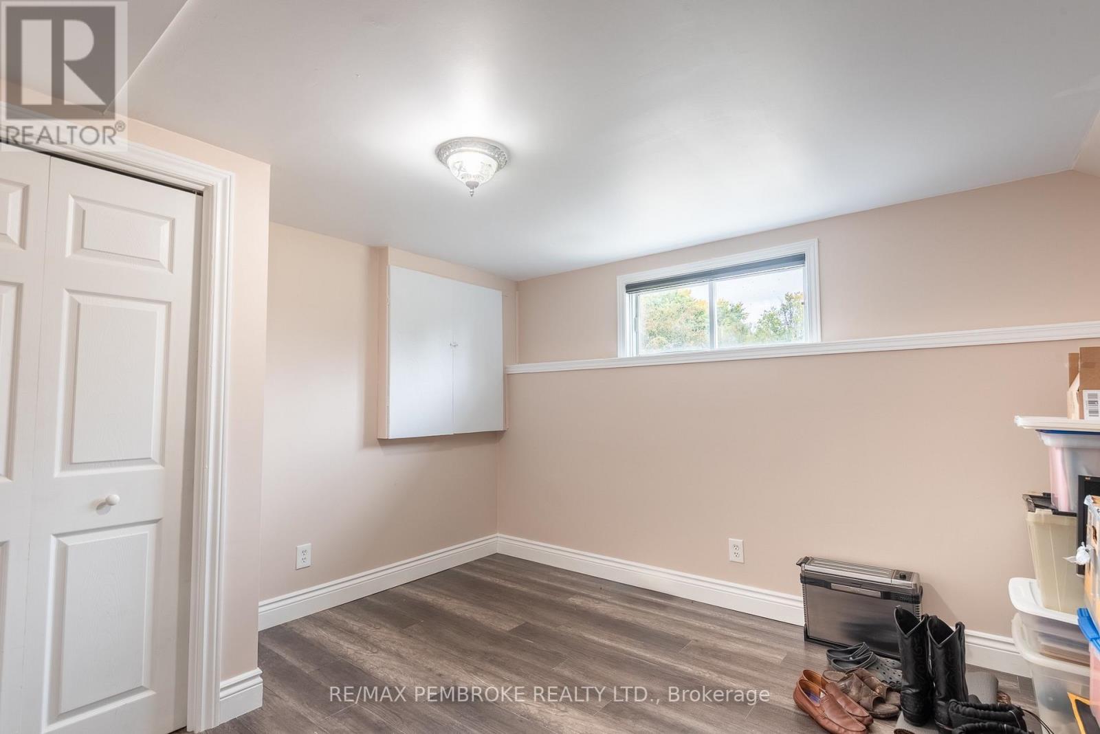 1108 BOUNDARY ROAD - 34