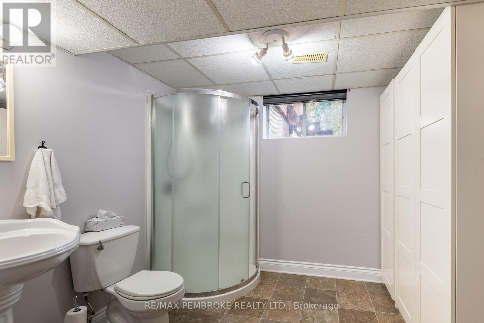 1108 BOUNDARY ROAD - 36