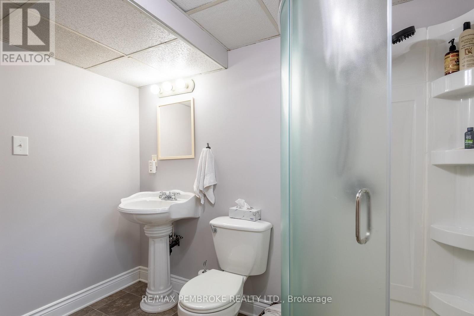 1108 BOUNDARY ROAD - 38